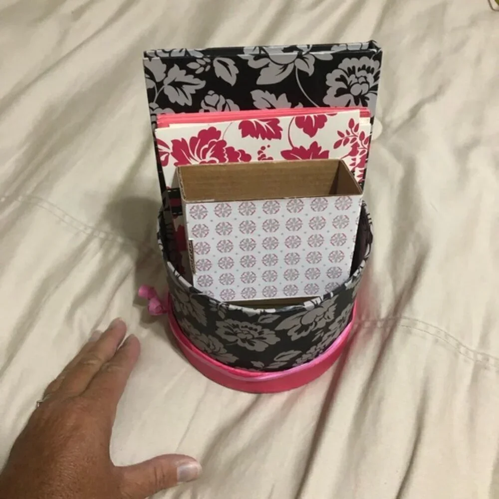 Floral Stationery Set with Pen